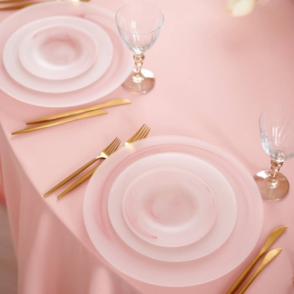 набор розовых тарелок